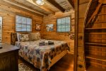 Second Main Level Queen Bedroom Overlooking The Front Yard